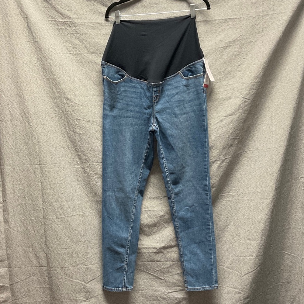 Ingrid & Isabel Medium Wash Blue Maternity Jeans